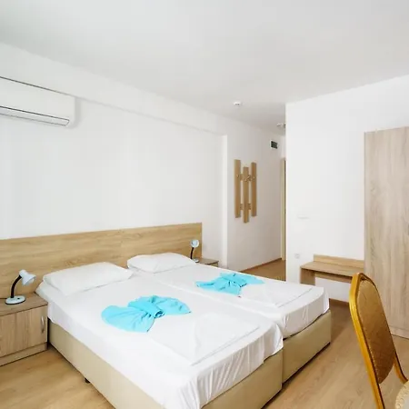 Elitza Kiten (Burgas)